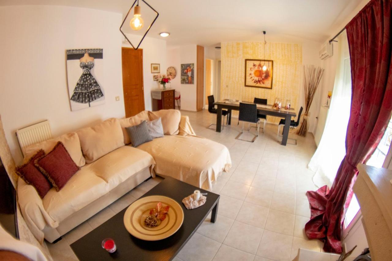 A Quiet Apartment Close To The Sea Goúves Eksteriør bilde