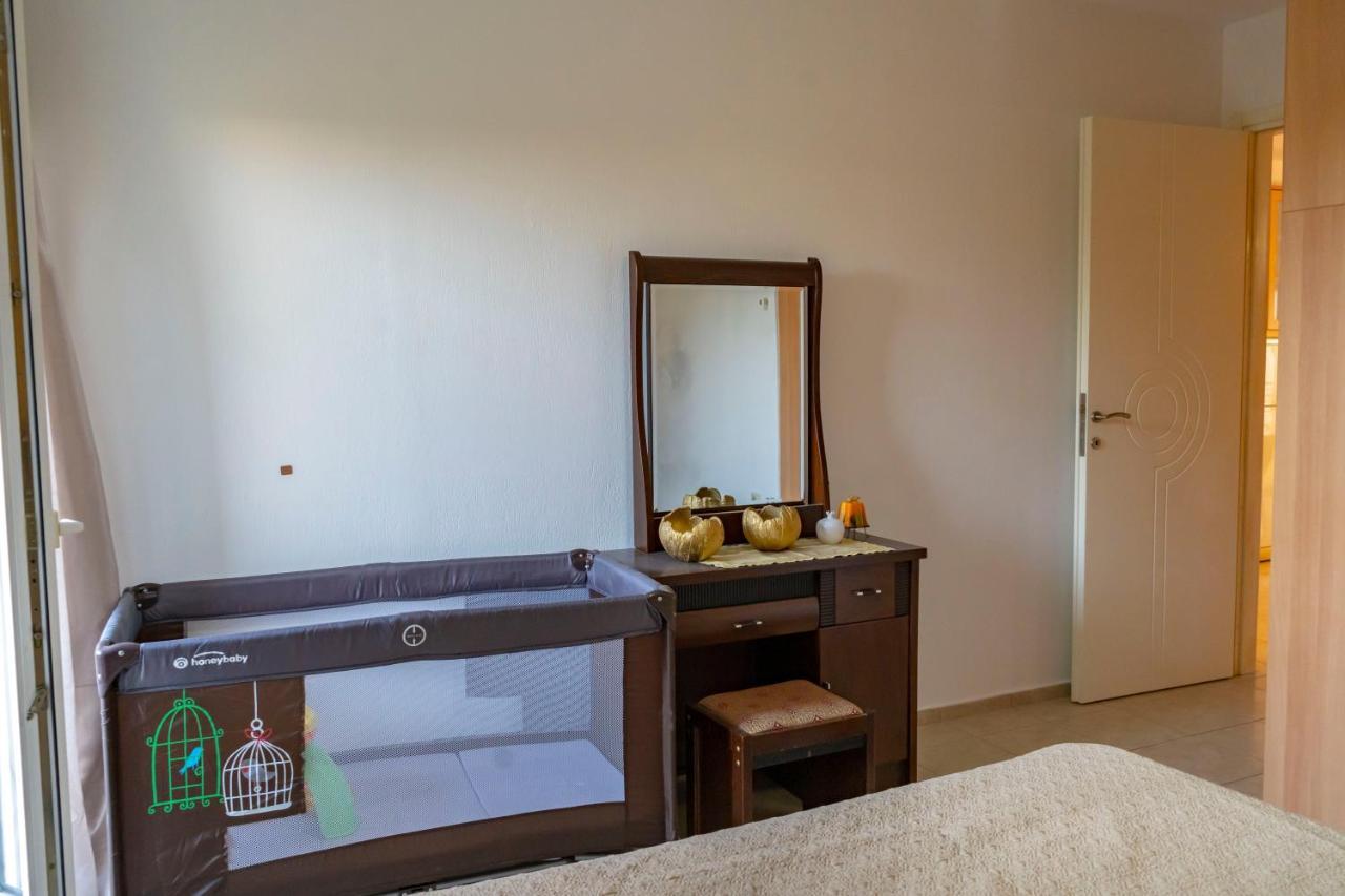 A Quiet Apartment Close To The Sea Goúves Eksteriør bilde