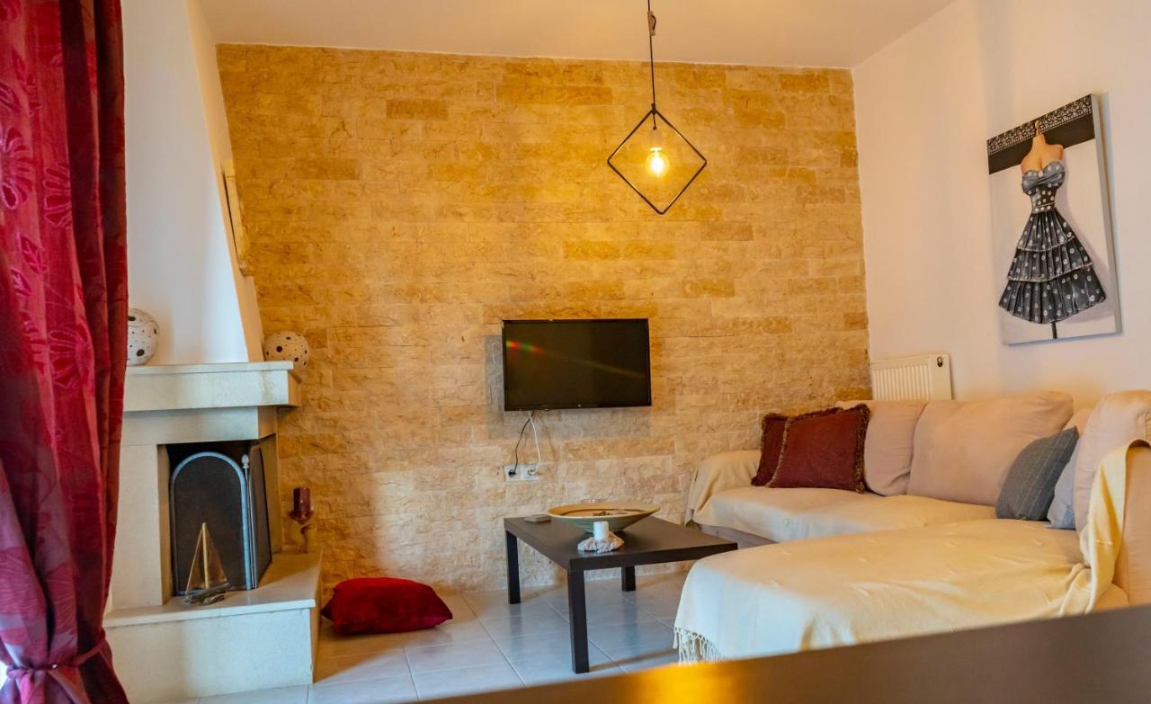 A Quiet Apartment Close To The Sea Goúves Eksteriør bilde